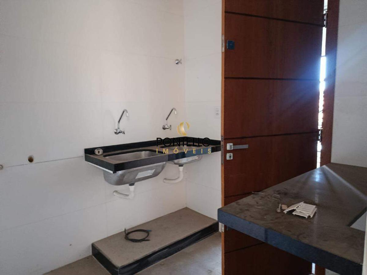 Apartamento, Santa Helena, 4 Quartos, 3 Vagas, 1 Suíte