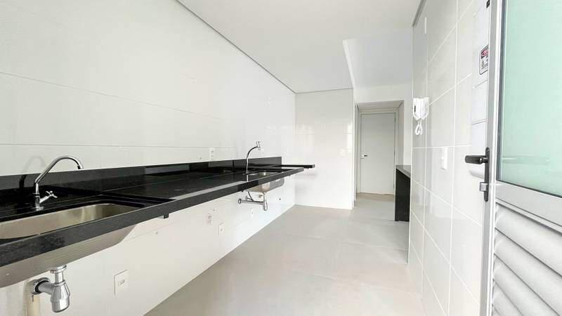 Apartamento, Sagrada Família, 3 Quartos, 2 Vagas, 1 Suíte