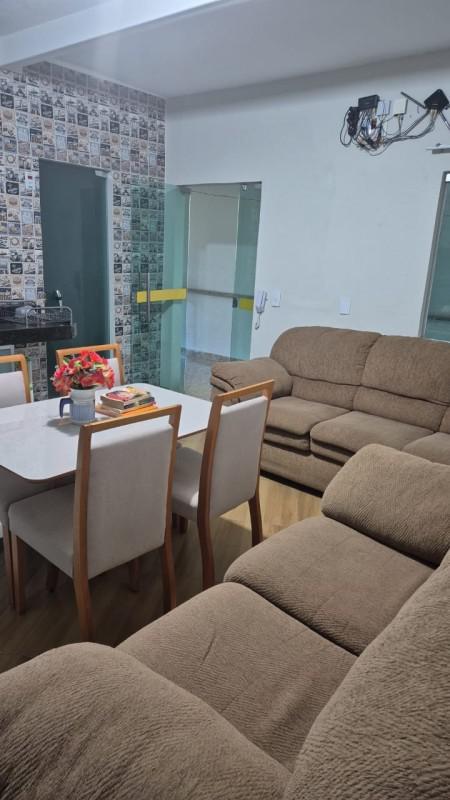 Casa, Girassol, 4 Quartos, 6 Vagas, 3 Suítes
