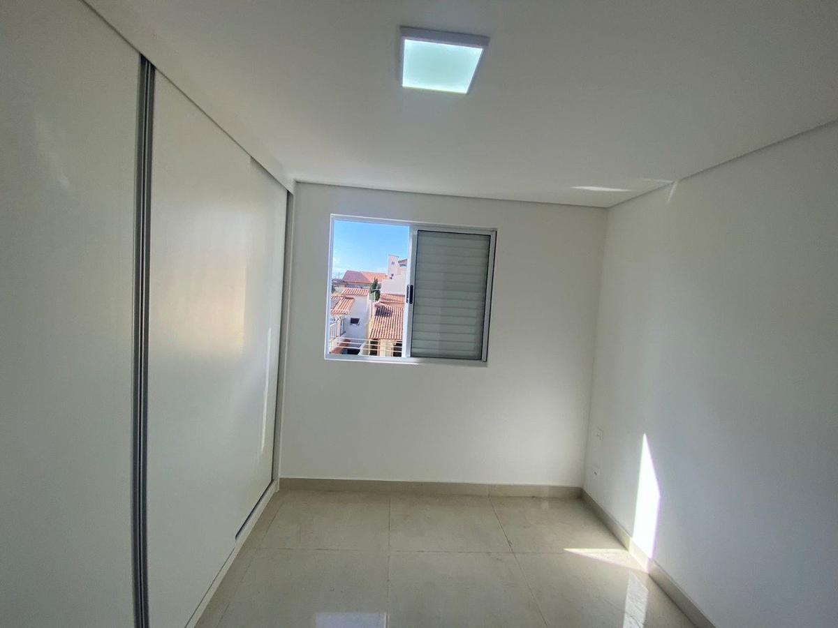 Apartamento, Sagrada Família, 1 Quarto, 2 Vagas