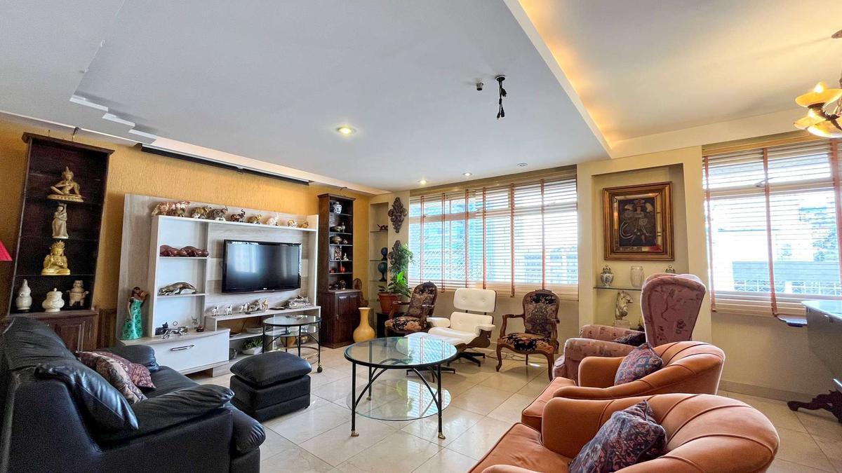Apartamento, Funcionários, 4 Quartos, 2 Vagas, 1 Suíte