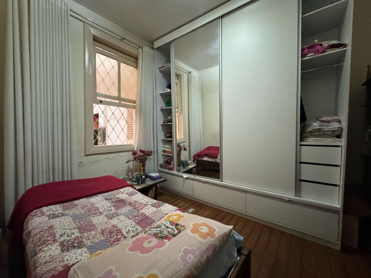 Casa, Colégio Batista, 4 Quartos, 2 Vagas