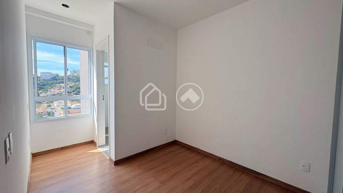 Apartamento, Estoril, 2 Quartos, 1 Vaga, 1 Suíte
