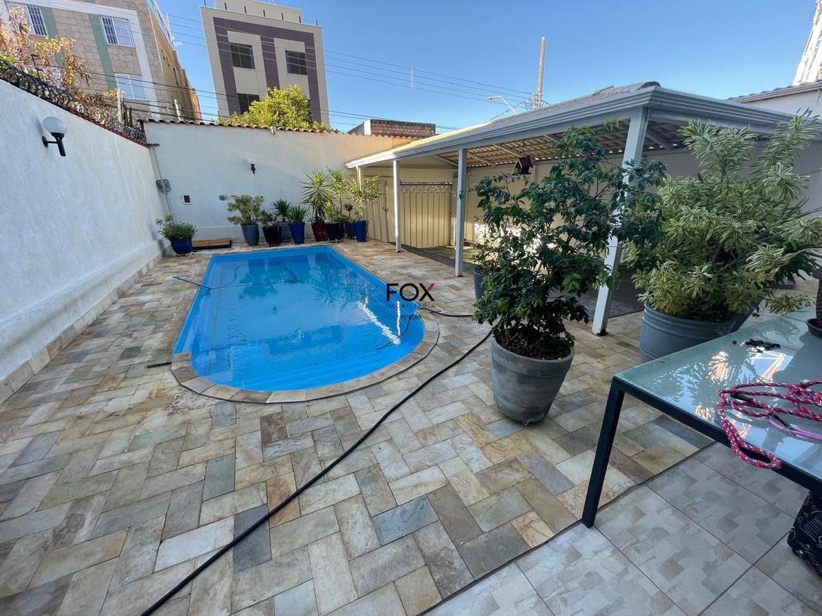 Casa, Pompéia, 4 Quartos, 2 Vagas, 2 Suítes