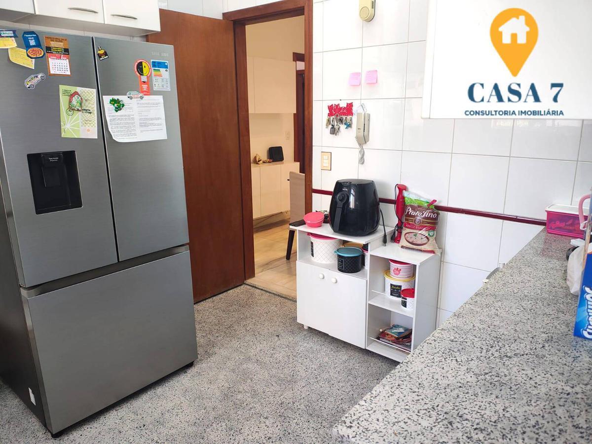 Apartamento, Coração de Jesus, 4 Quartos, 2 Vagas, 1 Suíte