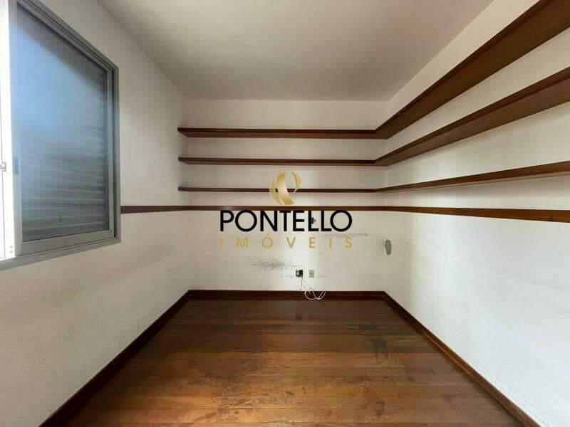 Apartamento, Funcionários, 4 Quartos, 2 Vagas, 1 Suíte