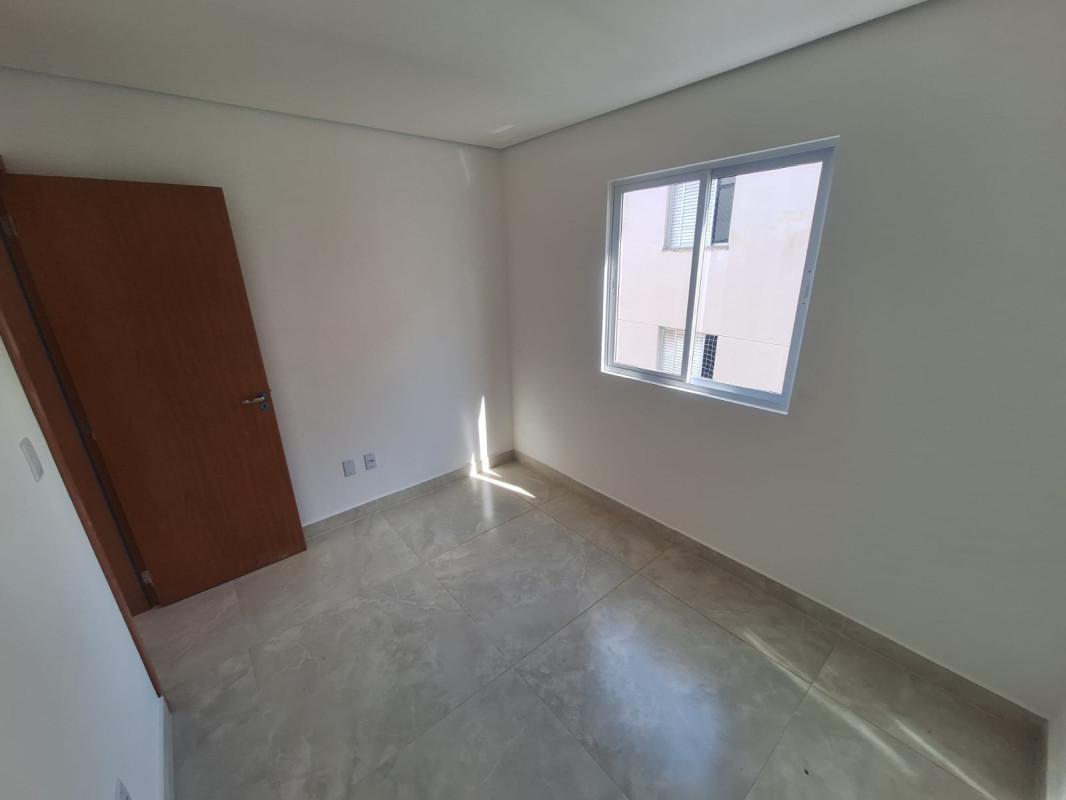 Cobertura, Arvoredo, 2 Quartos, 1 Vaga