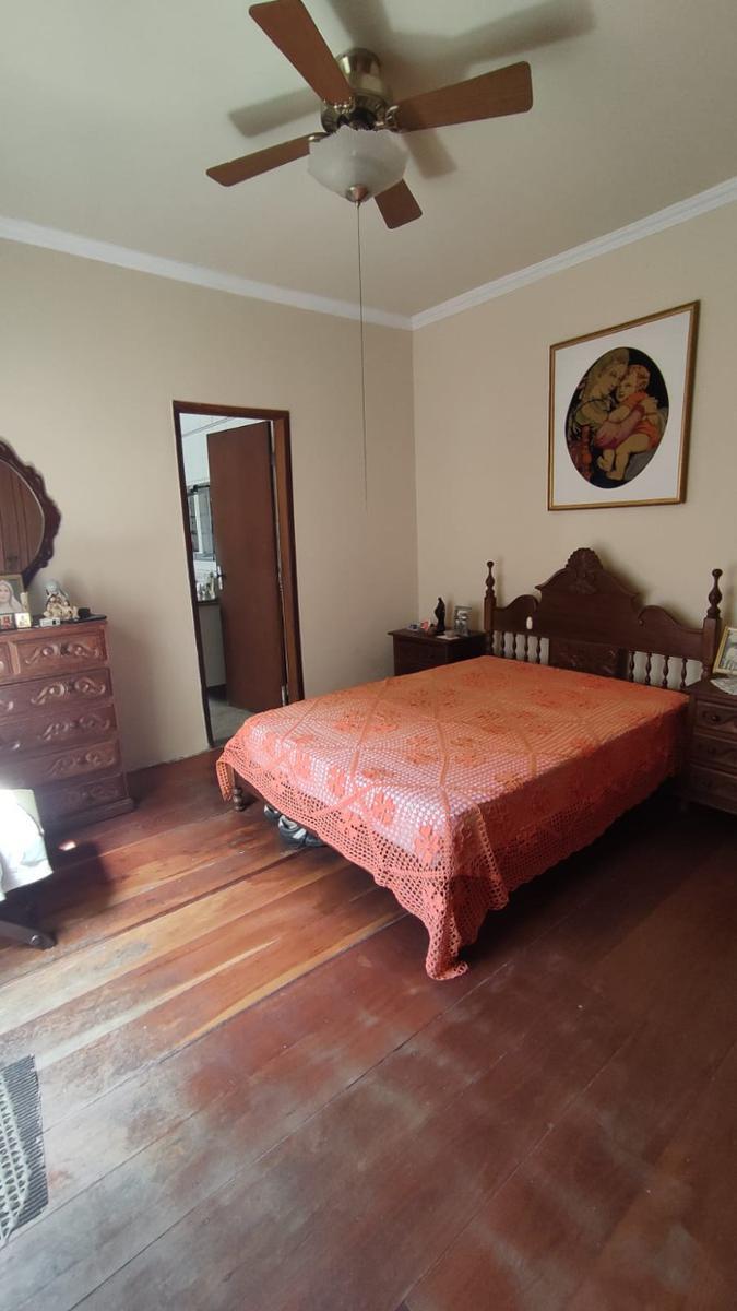 Casa, Parque Turistas, 2 Quartos, 2 Vagas, 1 Suíte