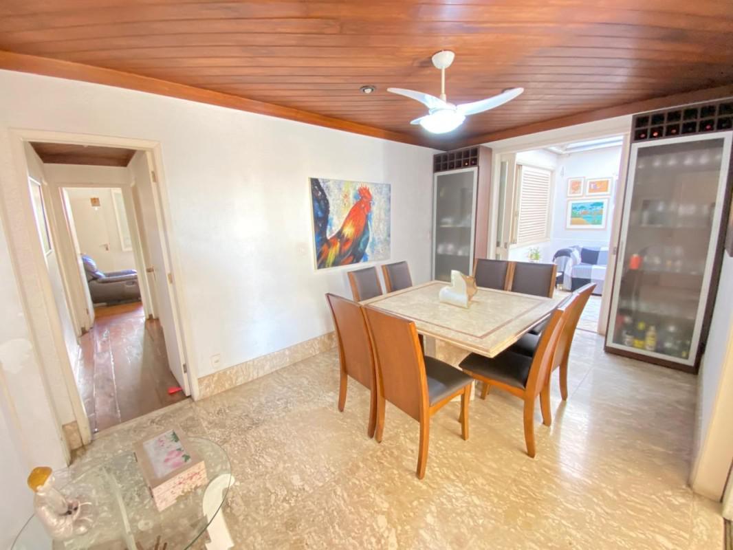 Casa, São José, 3 Quartos, 4 Vagas, 1 Suíte
