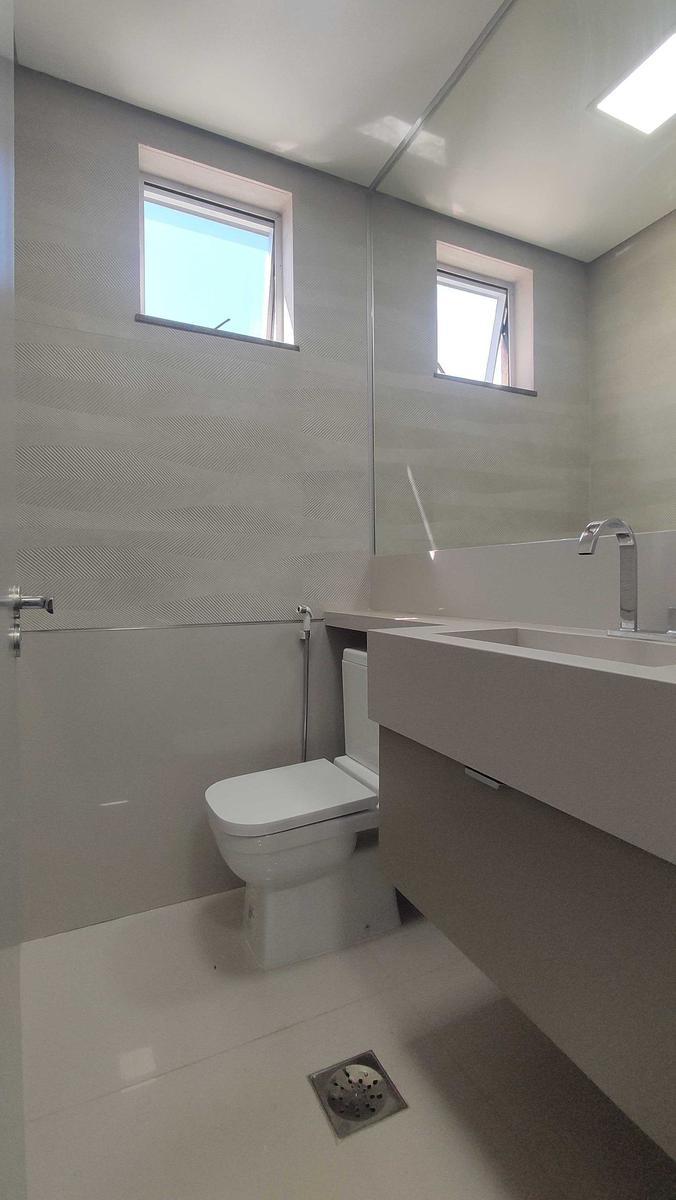 Sala, Savassi, 0 Quarto, 7 Vagas