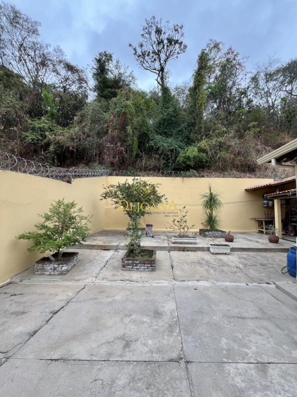 Casa, Ingá Alto, 4 Quartos, 4 Vagas, 2 Suítes