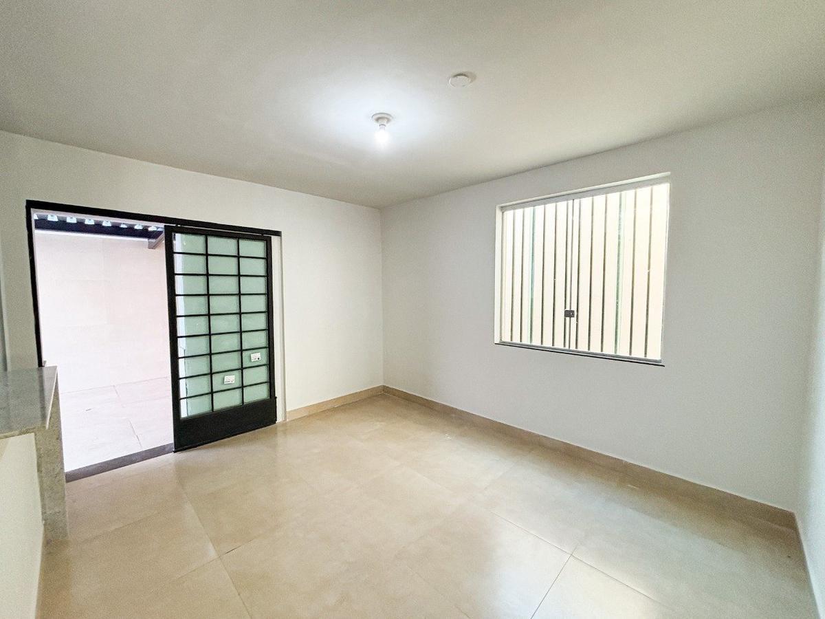 Casa, Serrano, 3 Quartos, 2 Vagas, 1 Suíte