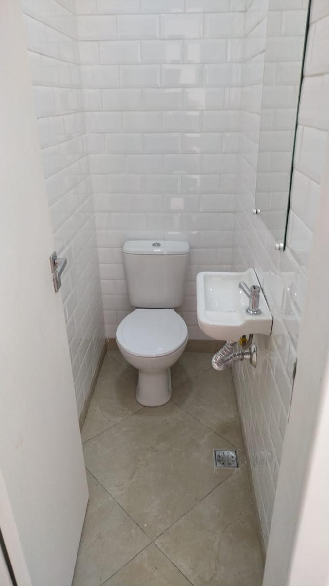 Casa Comercial, Barro Preto, 8 Quartos, 4 Vagas