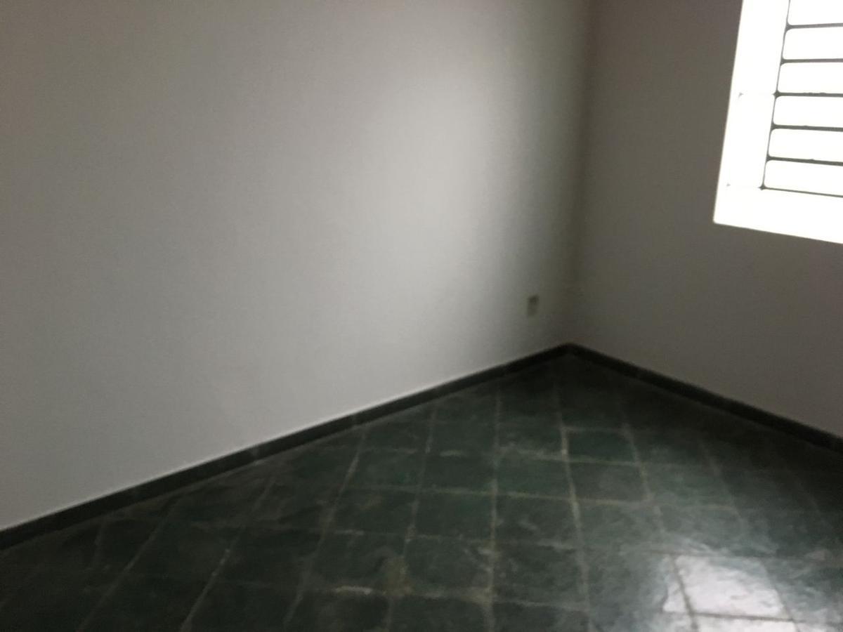 Casa, Centro, 2 Quartos, 1 Vaga
