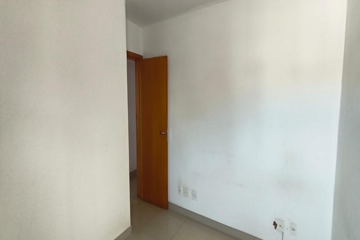 Apartamento, Sagrada Família, 3 Quartos, 2 Vagas, 1 Suíte