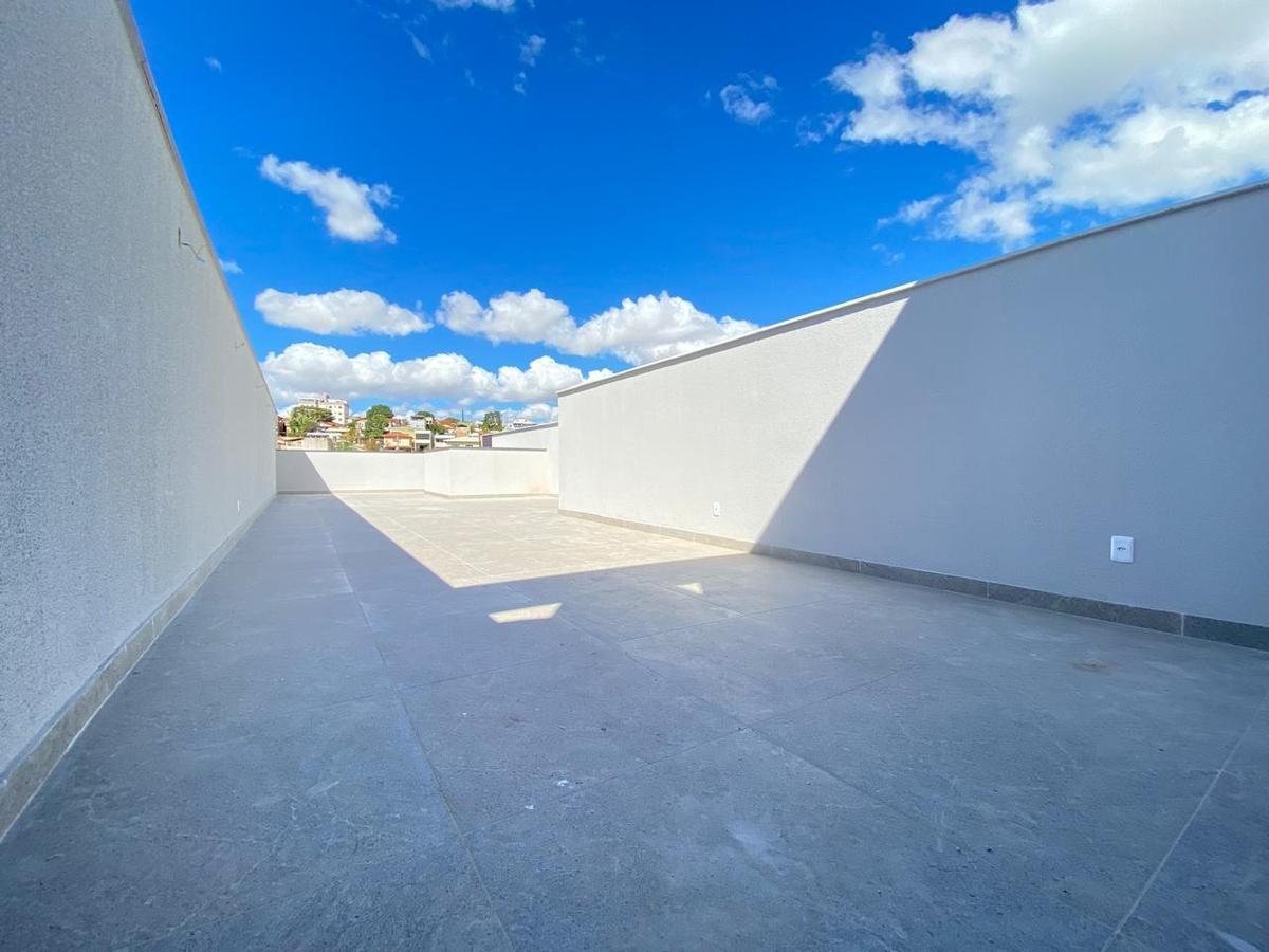 Casa, Vale das Orquídeas, 3 Quartos, 2 Vagas, 1 Suíte