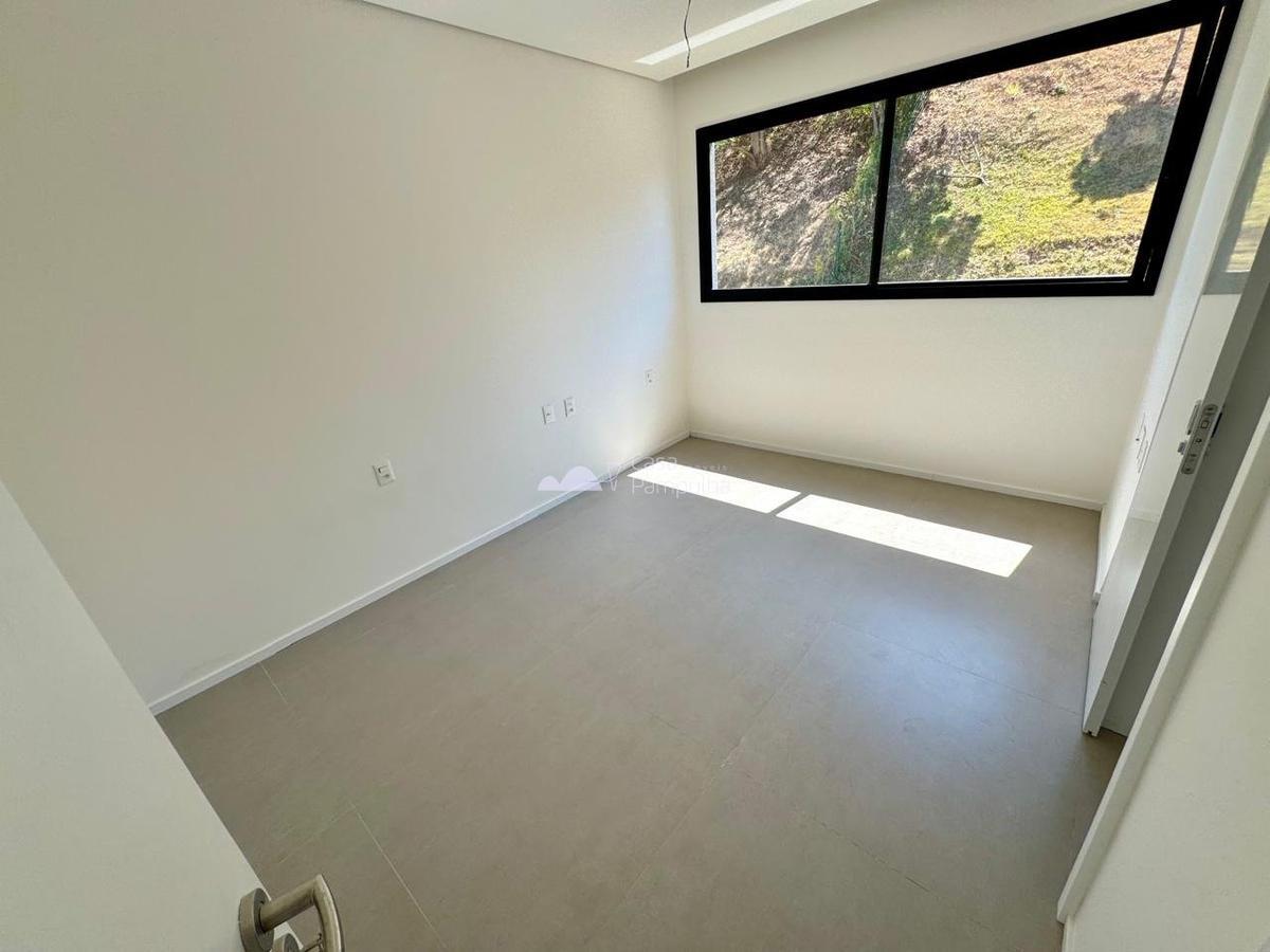 Casa, Garças, 3 Quartos, 2 Vagas, 3 Suítes