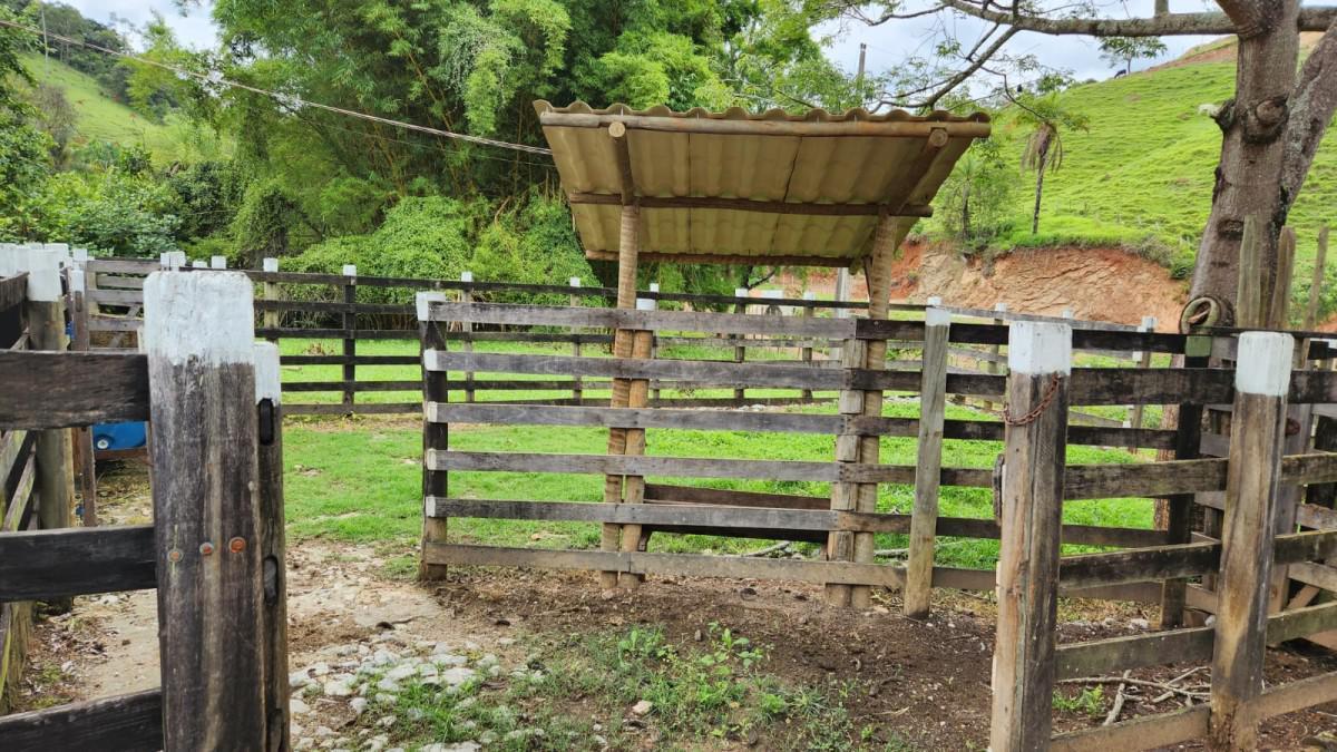 Fazenda, Zona Rural, 2 Quartos, 0 Vaga, 1 Suíte