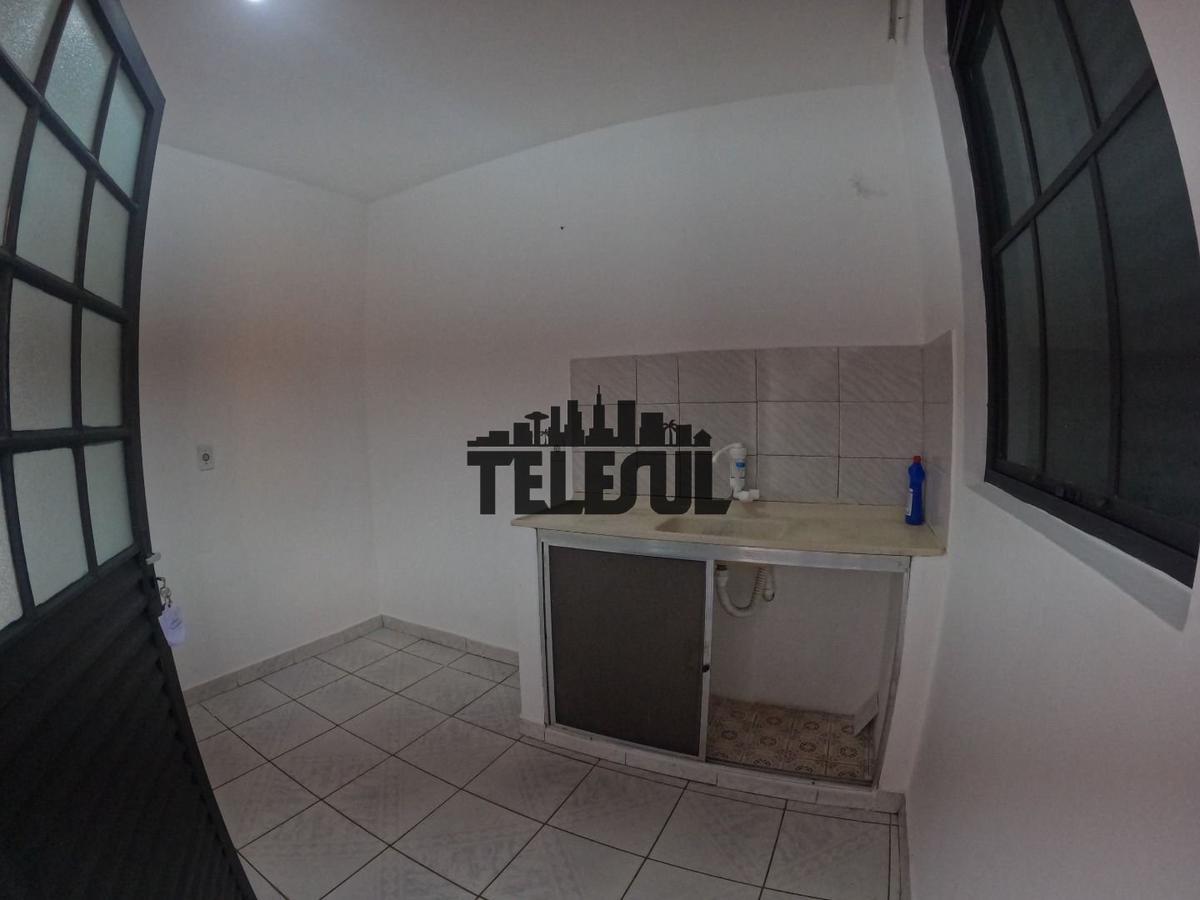 Casa, Centro, 1 Quarto, 0 Vaga