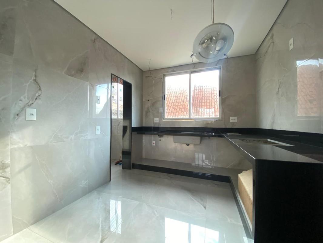 Apartamento, Barreiro, 3 Quartos, 2 Vagas, 1 Suíte