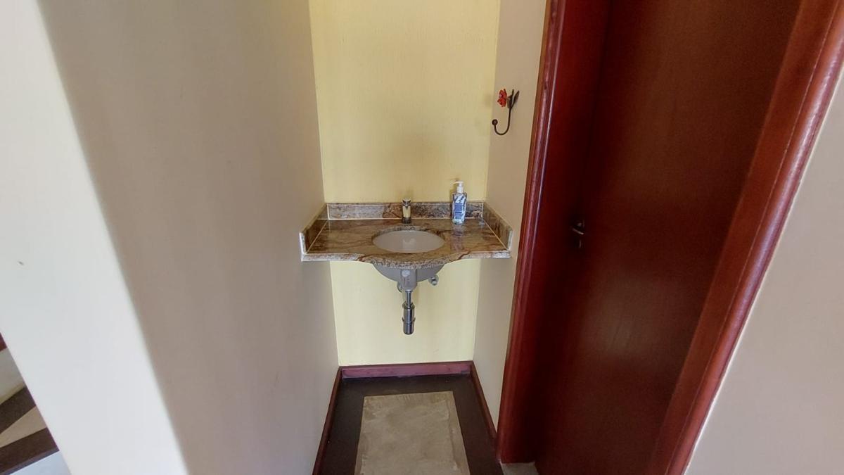 Casa, Santa Luiza, 3 Quartos, 2 Vagas, 1 Suíte