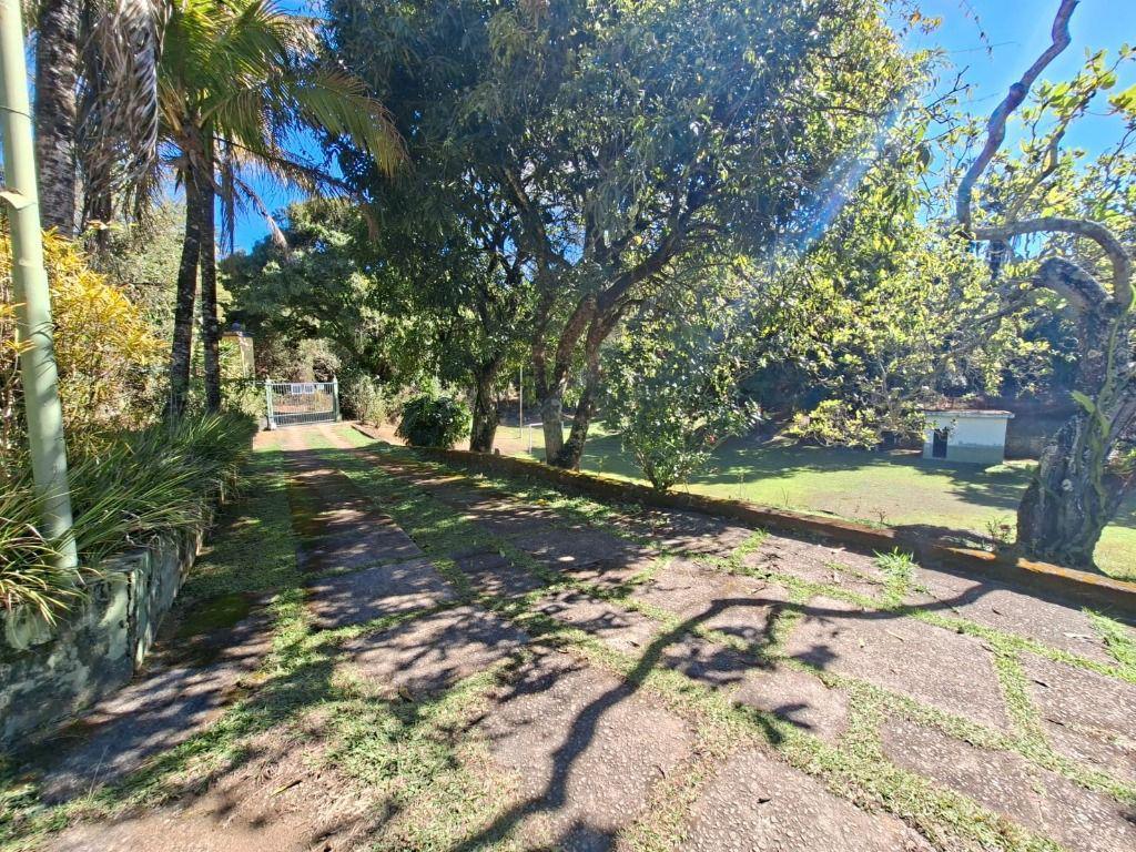 Fazenda, Ravena, 6 Quartos, 0 Vaga, 1 Suíte