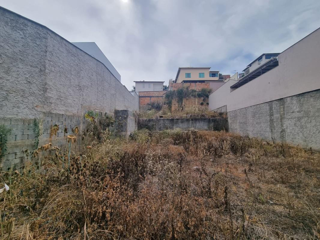 Lote, Jardim Riacho das Pedras, 0 Quarto, 0 Vaga