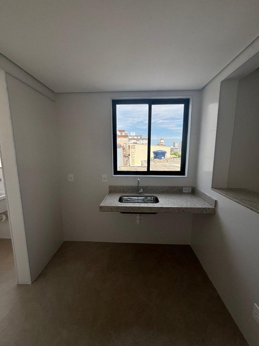 Apartamento, Sagrada Família, 1 Quarto, 1 Vaga