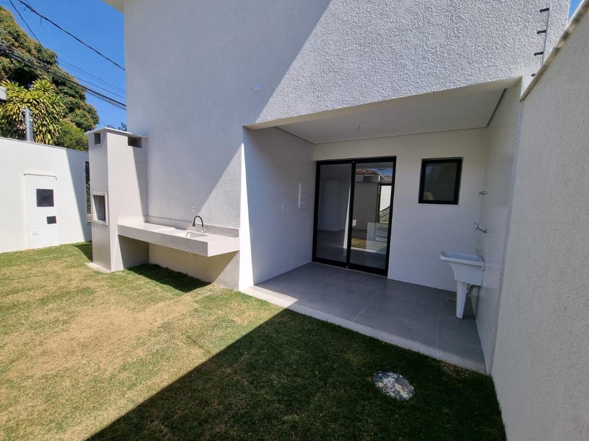 Casa, Planalto, 3 Quartos, 2 Vagas, 1 Suíte