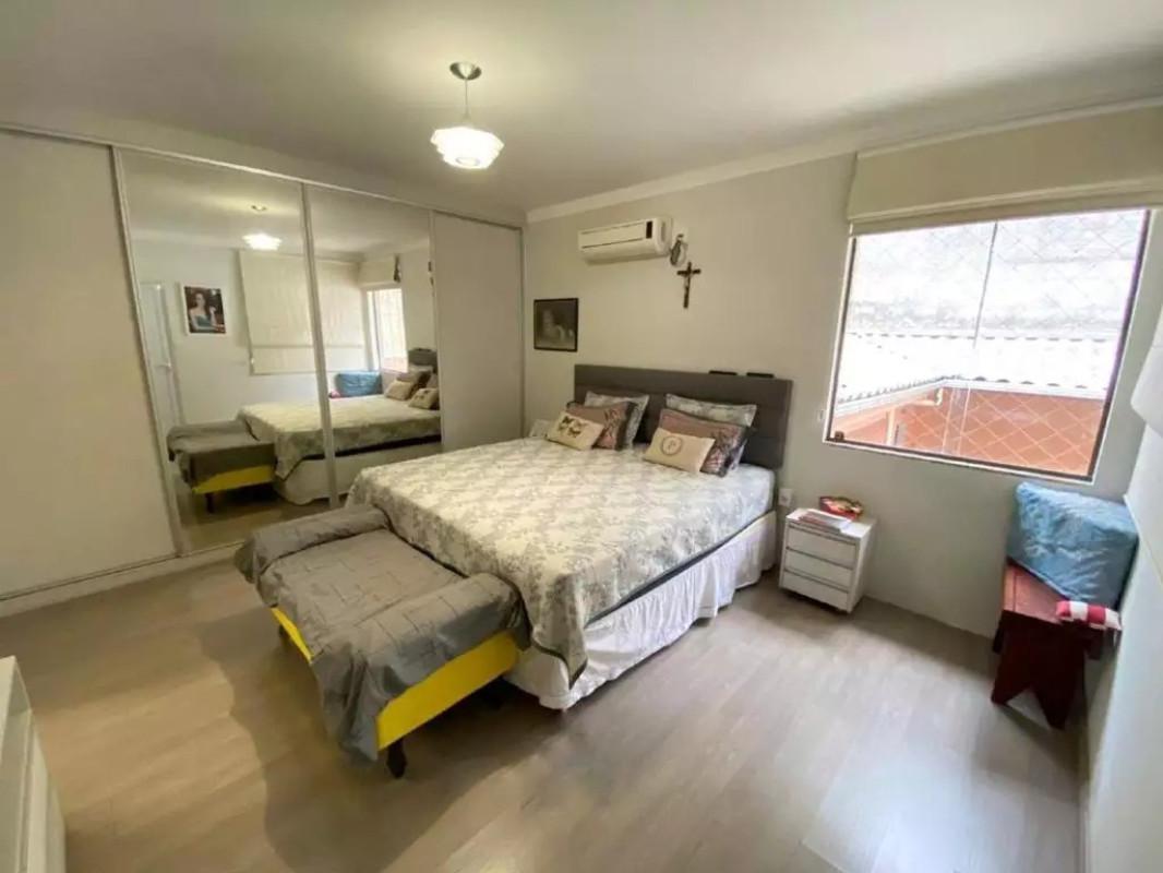 Casa, Teixeira Dias (barreiro), 3 Quartos, 3 Vagas, 1 Suíte