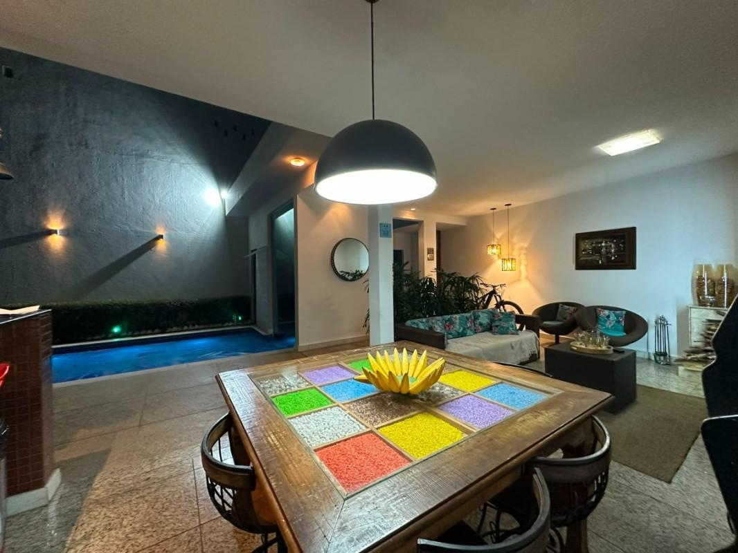 Casa, Milionários, 3 Quartos, 3 Vagas, 2 Suítes