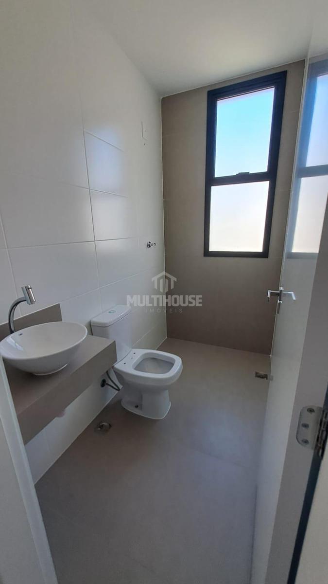 Apartamento, Grajaú, 1 Quarto, 4 Vagas, 1 Suíte