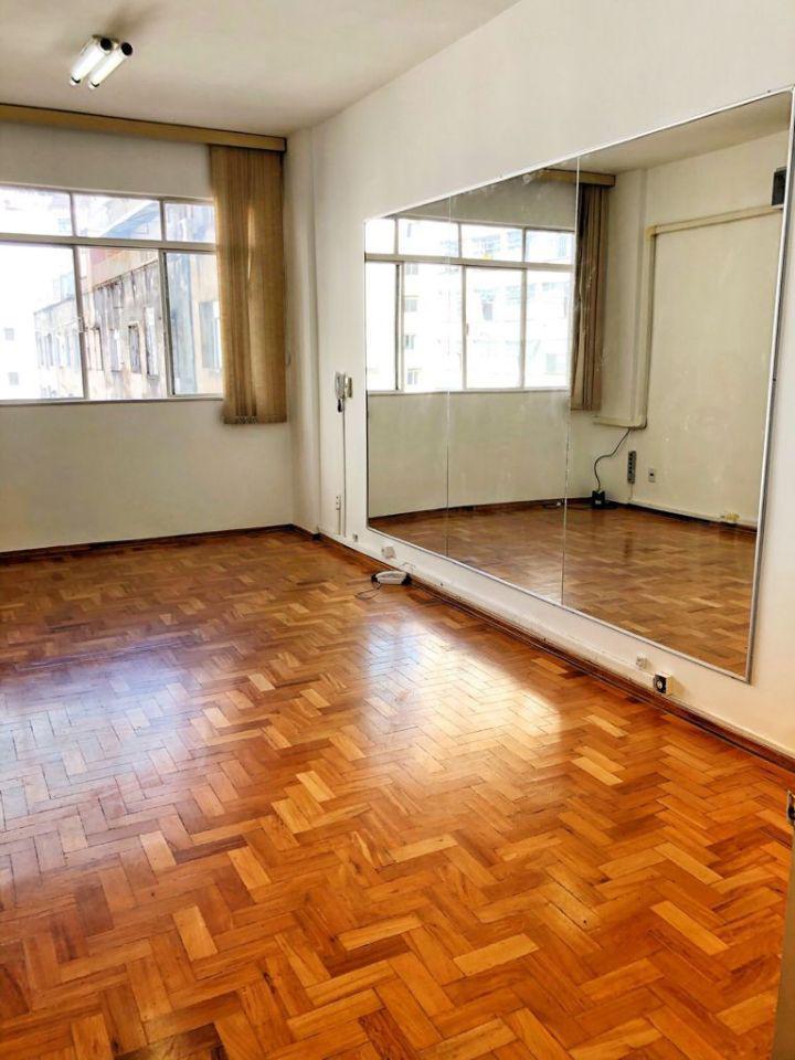 Sala, Centro, 0 Quarto, 0 Vaga