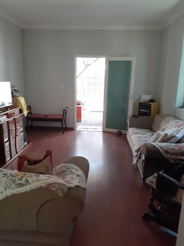 Casa, Carlos Prates, 2 Quartos, 4 Vagas