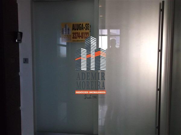 Andar, Funcionários, 4 Vagas