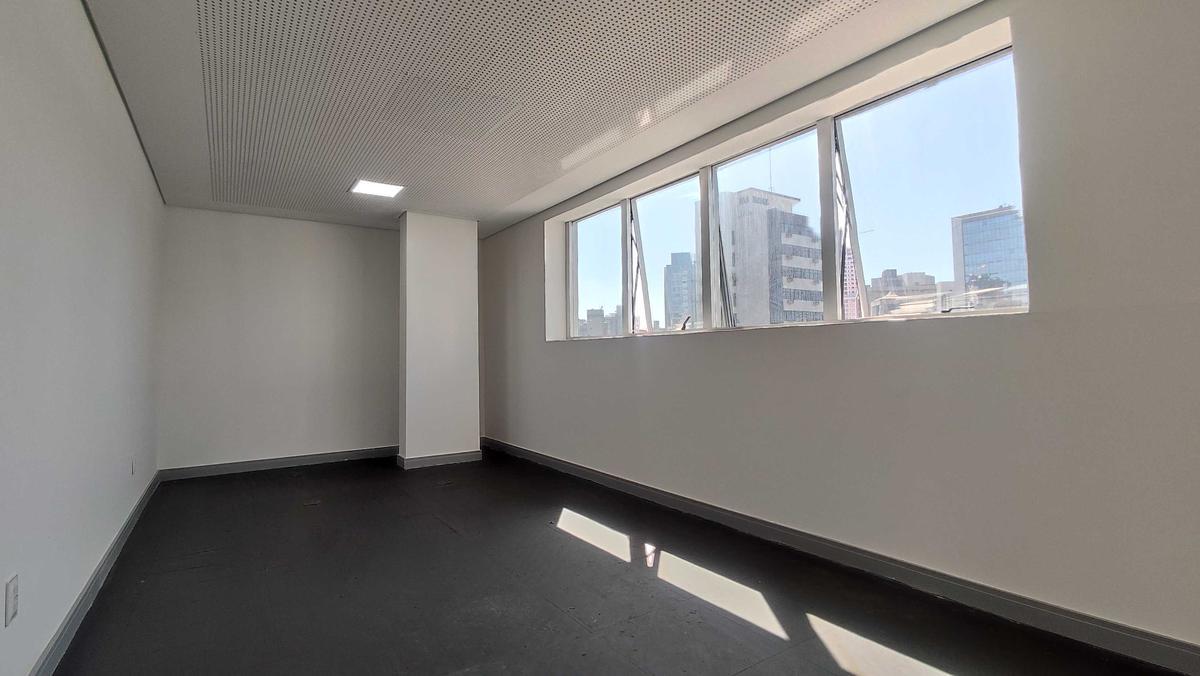 Sala, Savassi, 0 Quarto, 7 Vagas