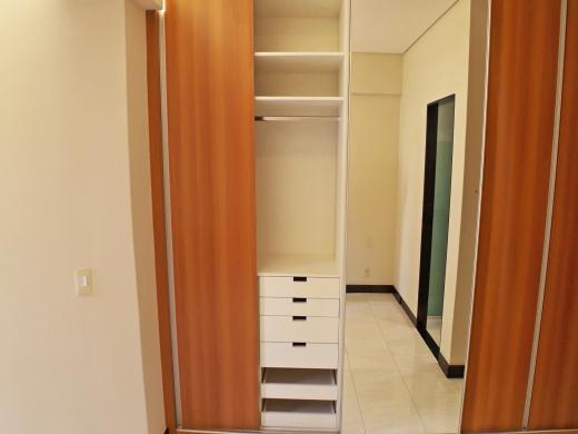 Apartamento, Centro, 2 Quartos, 0 Vaga, 1 Suíte