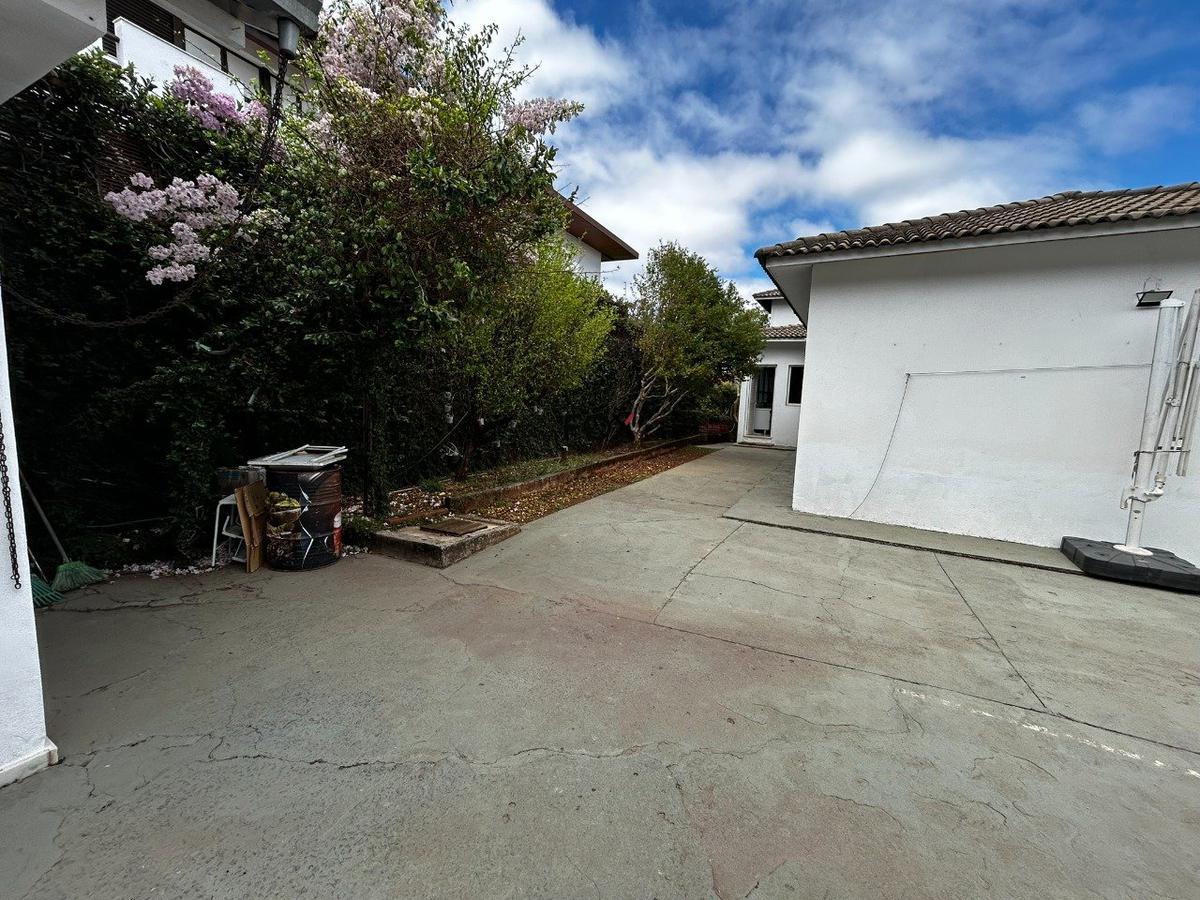 Casa, Estoril, 4 Quartos, 6 Vagas, 1 Suíte