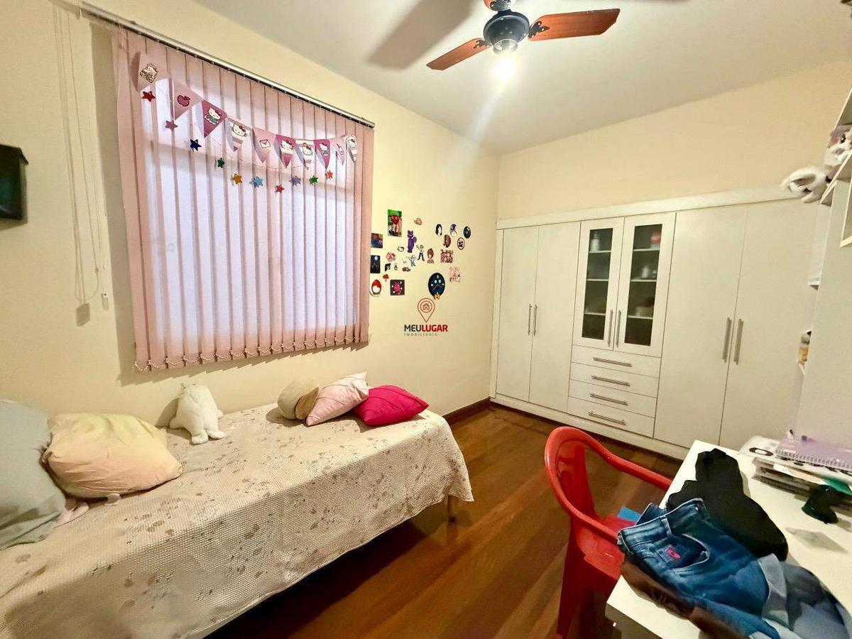Casa, Tirol, 3 Quartos, 2 Vagas, 1 Suíte