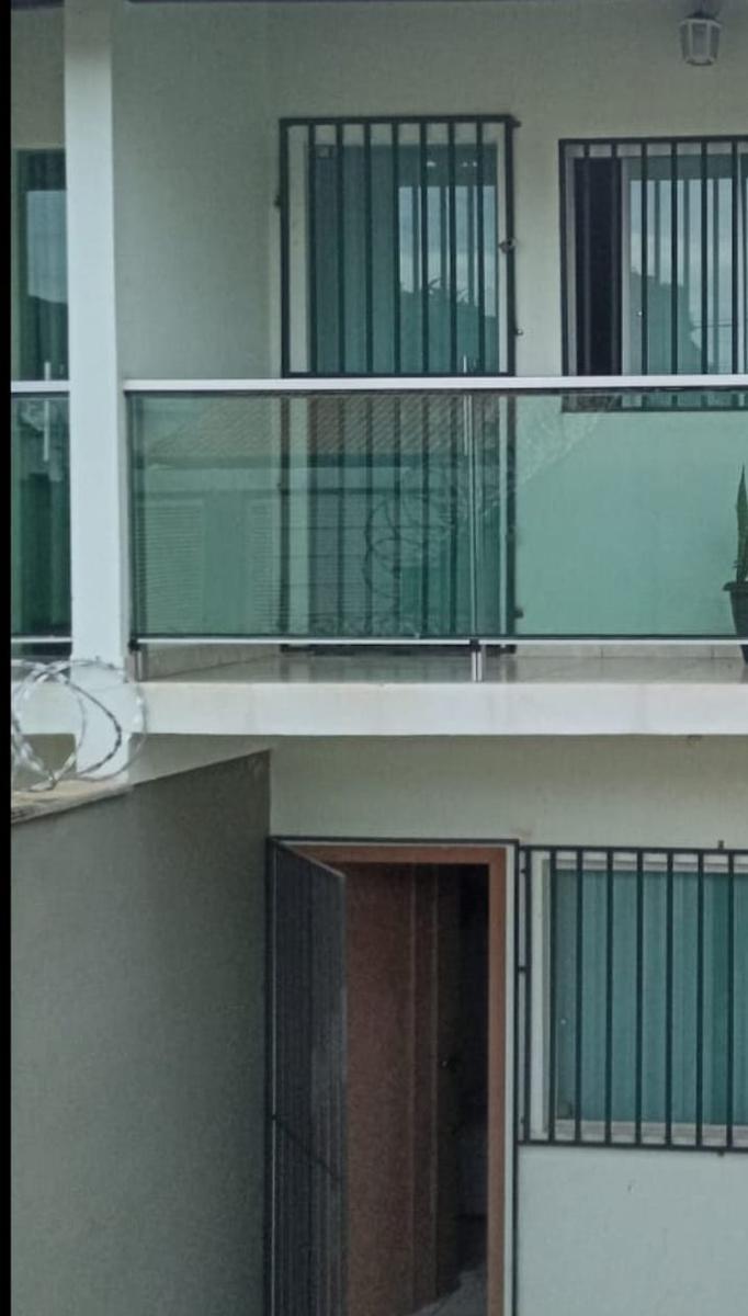 Casa, Central, 2 Quartos, 2 Vagas