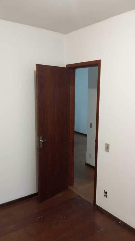 Apartamento, Sagrada Família, 2 Quartos, 1 Vaga