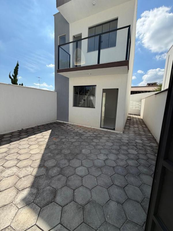 Casa, Masterville, 2 Quartos, 1 Vaga