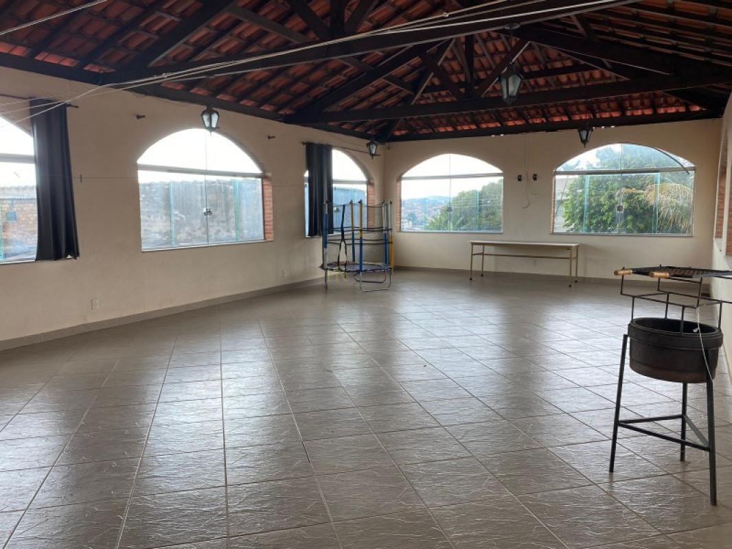 Casa, Coqueiros, 3 Quartos, 6 Vagas, 1 Suíte