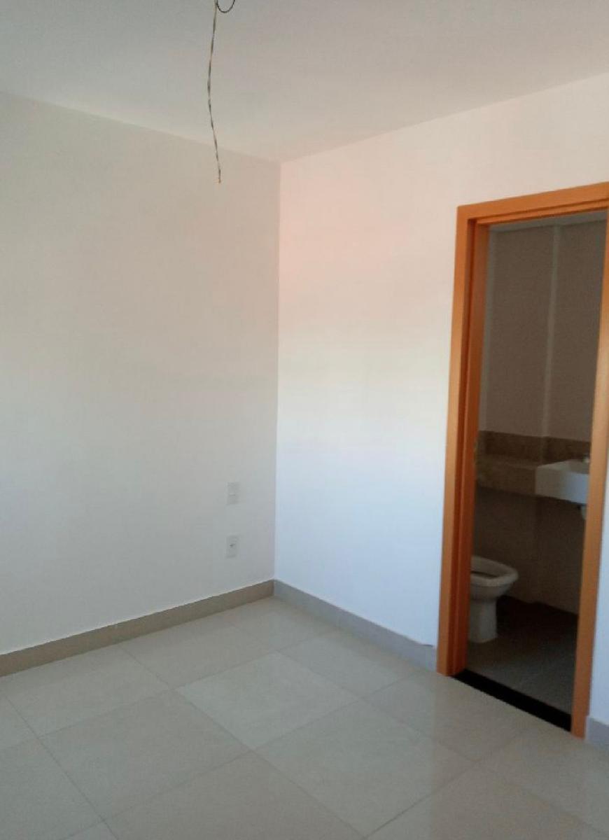 Apartamento, Serrano, 3 Quartos, 2 Vagas, 1 Suíte