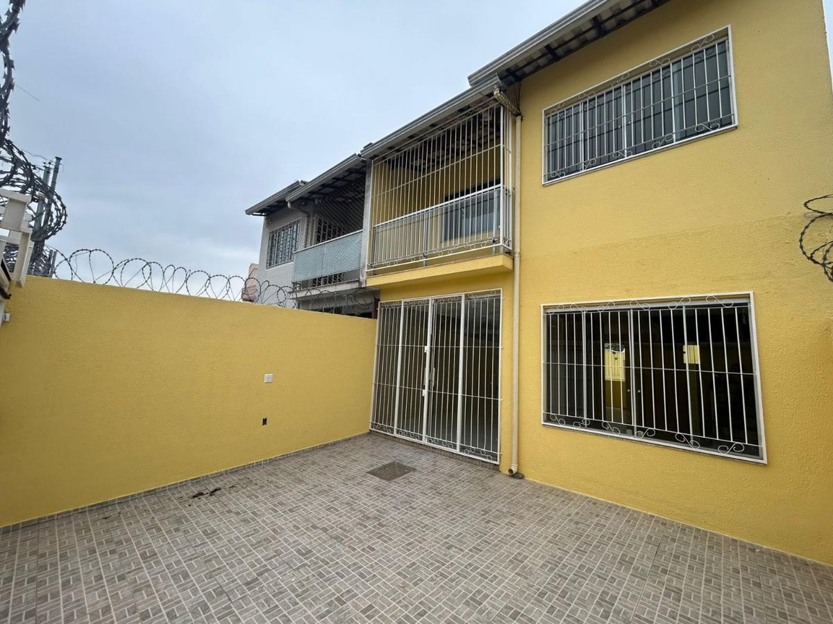 Casa, Vila das Flores, 3 Quartos, 2 Vagas