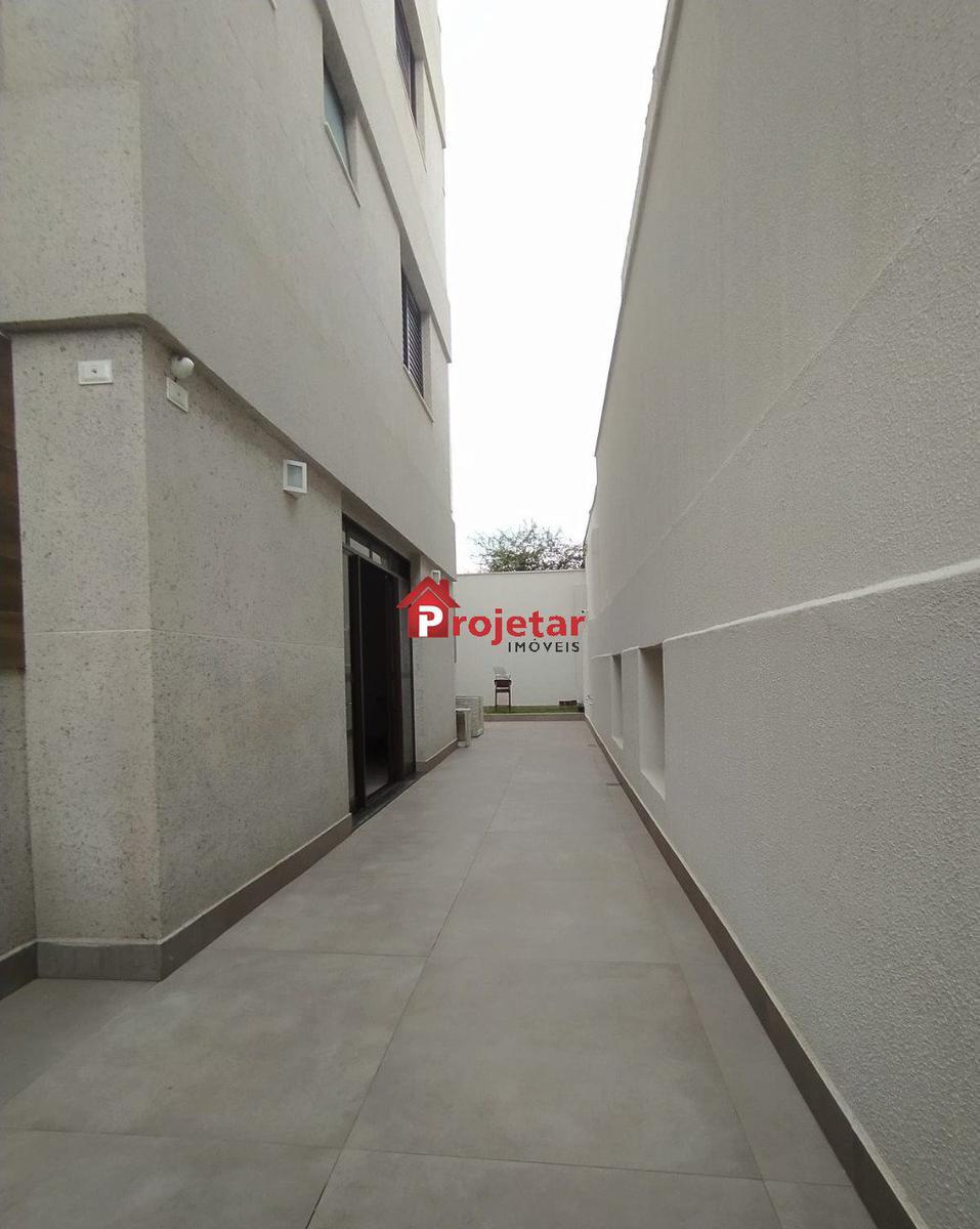 Apartamento, Sagrada Família, 3 Quartos, 2 Vagas, 1 Suíte