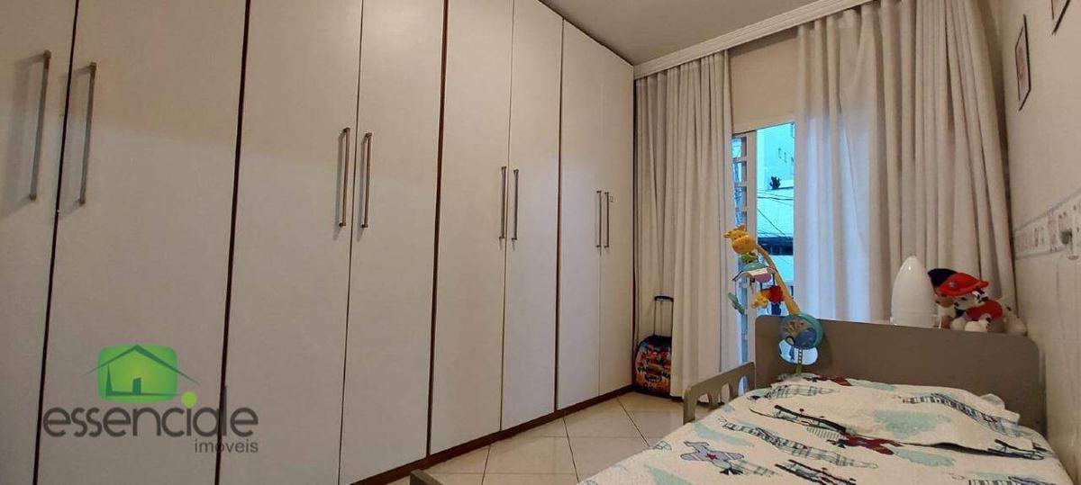 Casa, Santa Cruz Industrial, 3 Quartos, 2 Vagas