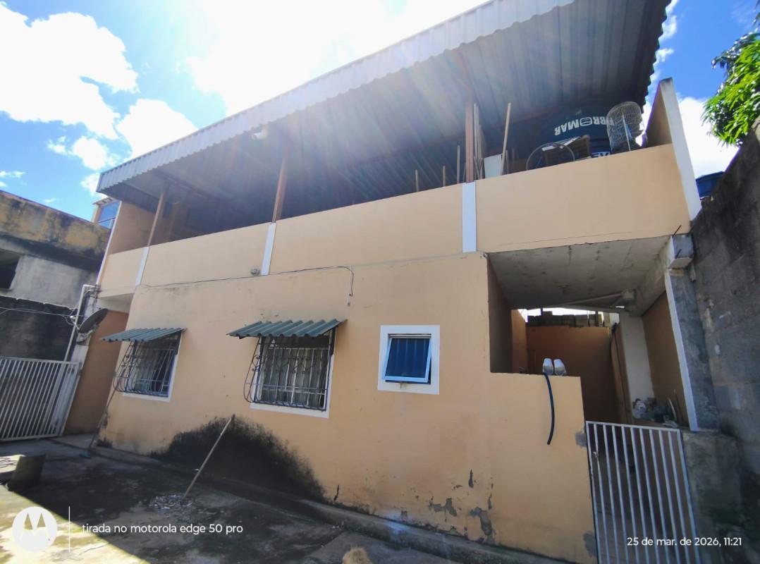 Casa, Paulo VI, 2 Quartos, 4 Vagas