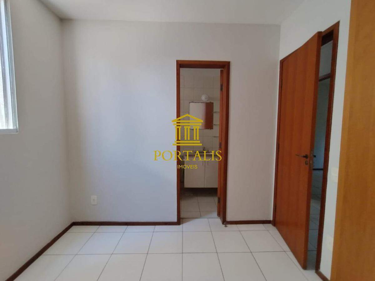 Apartamento, Sagrada Família, 3 Quartos, 2 Vagas, 1 Suíte
