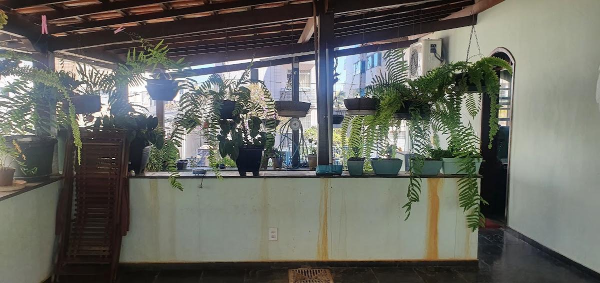 Casa, Buritis, 4 Quartos, 3 Vagas, 2 Suítes